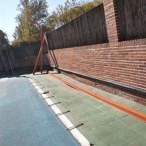 Instalación de tubería de Agua Fría sanitaria en piscina recubierta con canaleta de aluminio