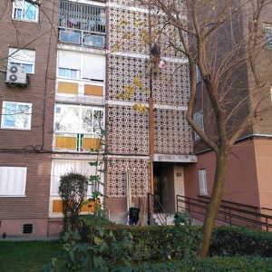 Instalación agua fría exterior edificio en Móstoles