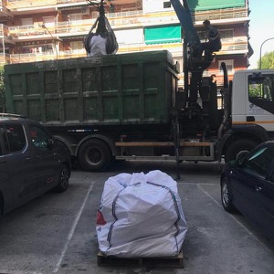 Transporte de recogida de amianto en Madrid